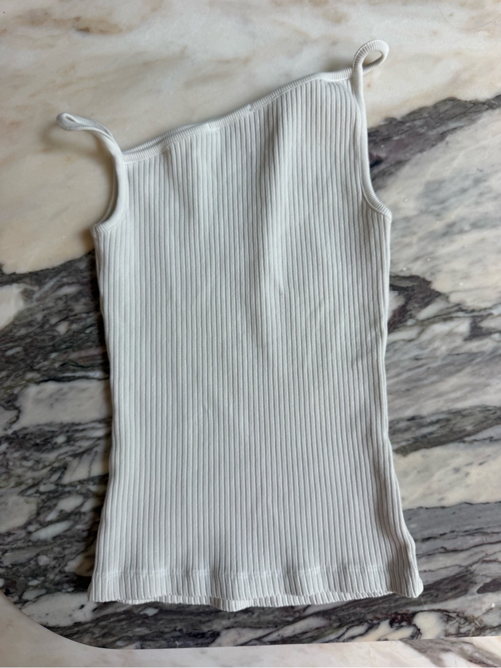 Goldie Ribbed Tank Top - Women's Classic Scoop Neck never worn - Picture 3 of 3